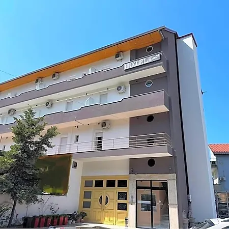 Kaloshi Hotell