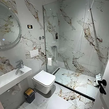 Hotell Kaloshi
